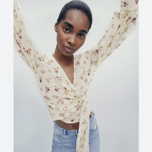 Floral Zara Top - Picture 1 of 5